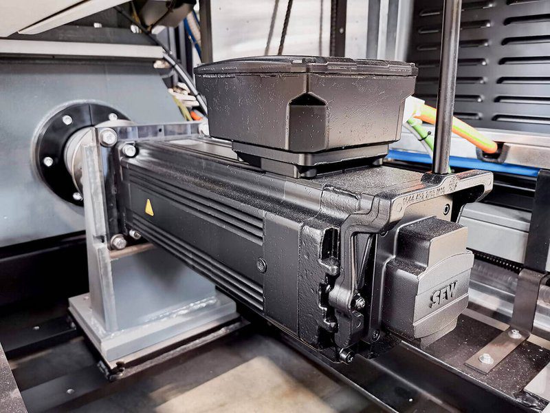 csm_kama-servo-main-drive-hot-foil_9b678a612a-1